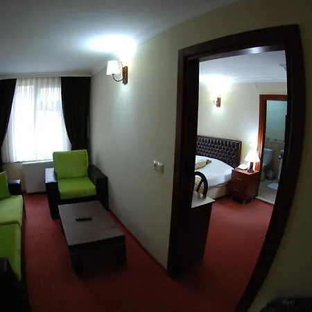 Epos Hotel 3*