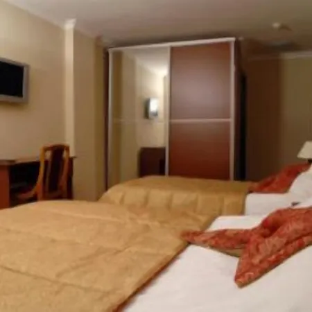 Hotel Epos